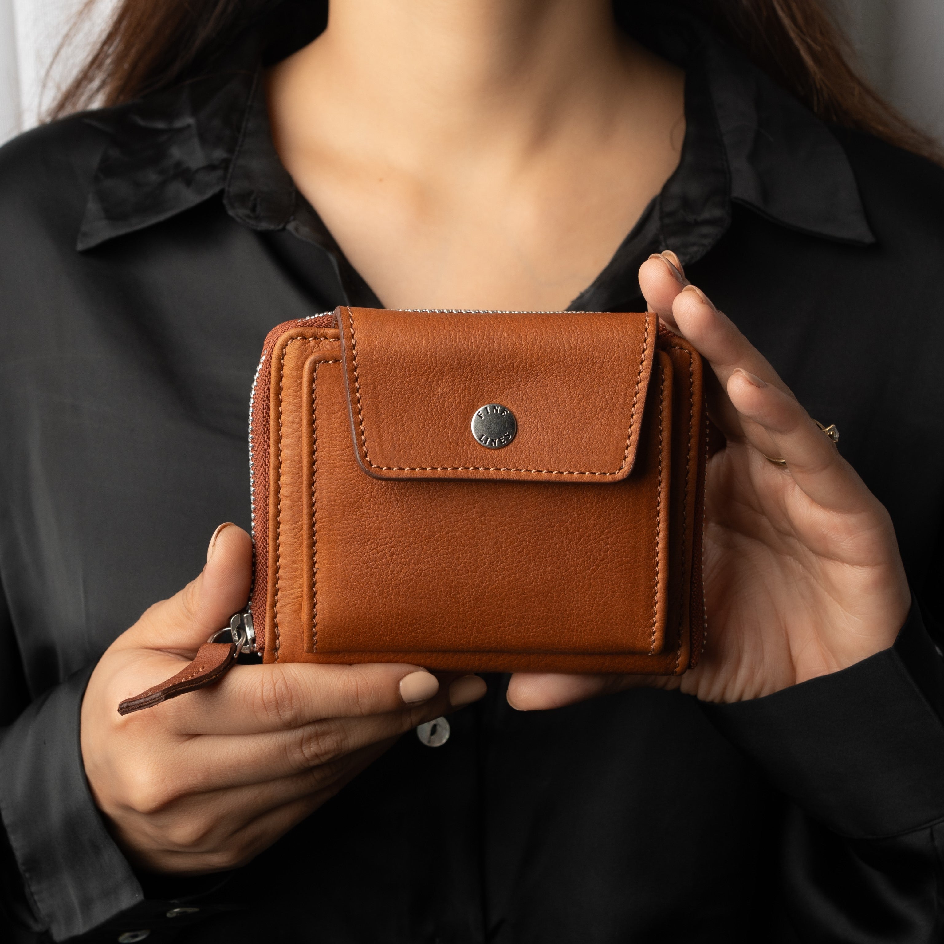 WINSLET WOMEN'S WALLET